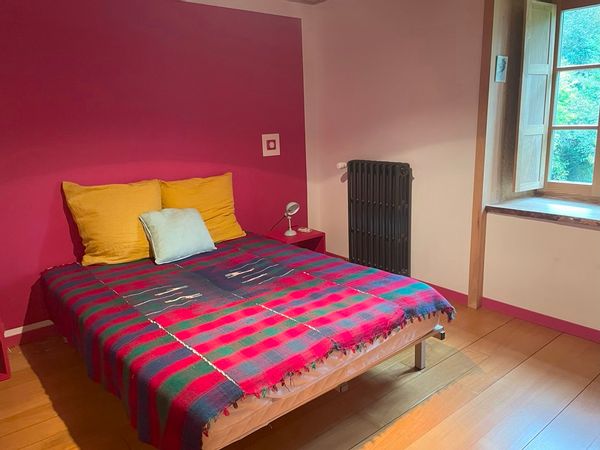 Chambre privée avec sa propre salle de bain et VC