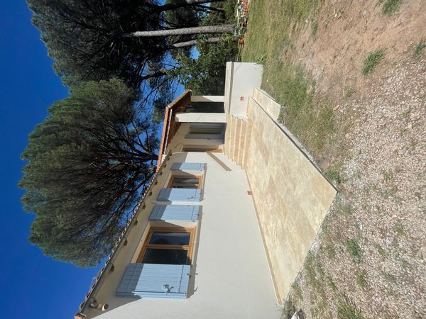 Échappée en Provence, maison plein sud avec vue forêt