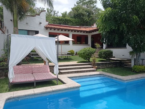 Alejandro's house