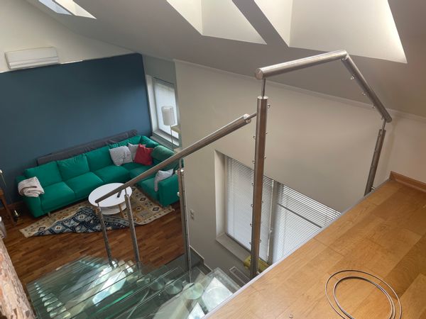 Stylish 2BR Apartment in Budapest - 5min to Danube, Parking Included, Central 9th District Location