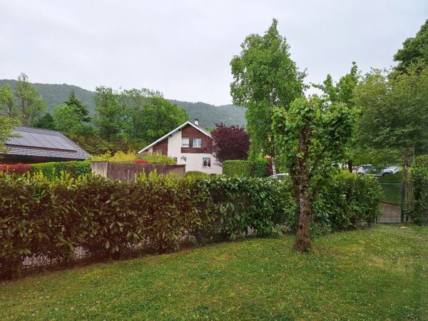 Le rez-de-jardin familial annécien