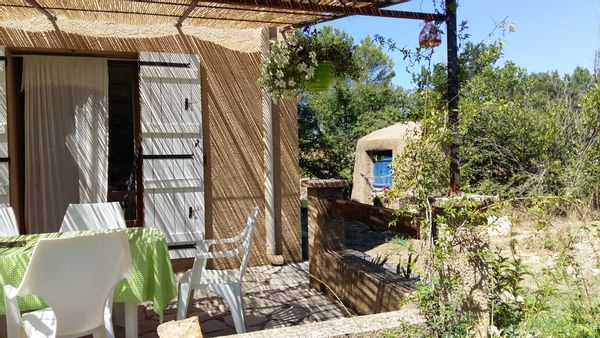 Maison en pleine nature à l'entrée du parc régional du Verdon