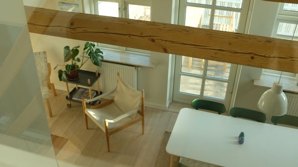 Flat in popular beach town