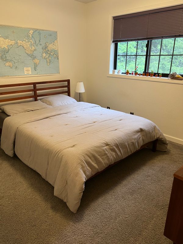 Elmira's private room