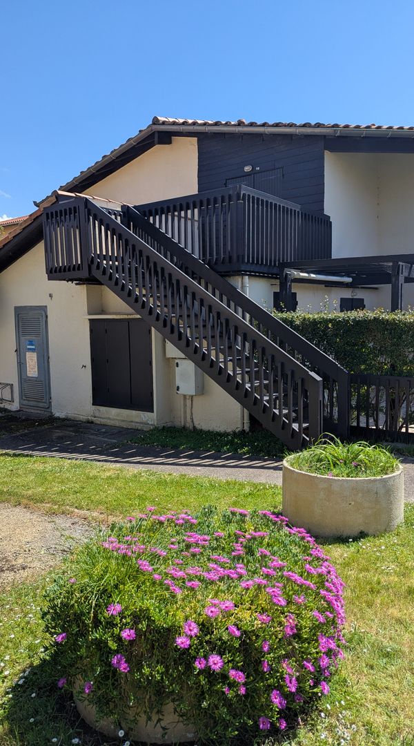 Appartement 2 à 4 pers dans les Landes, entre forêt et océan.