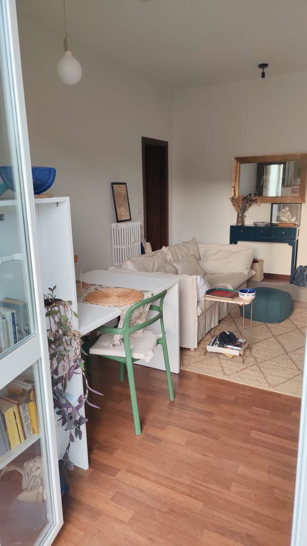 Couple-friendly apartment in quiet neighborhood