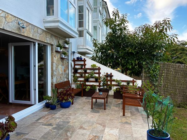 Eduardo y Carlas hus