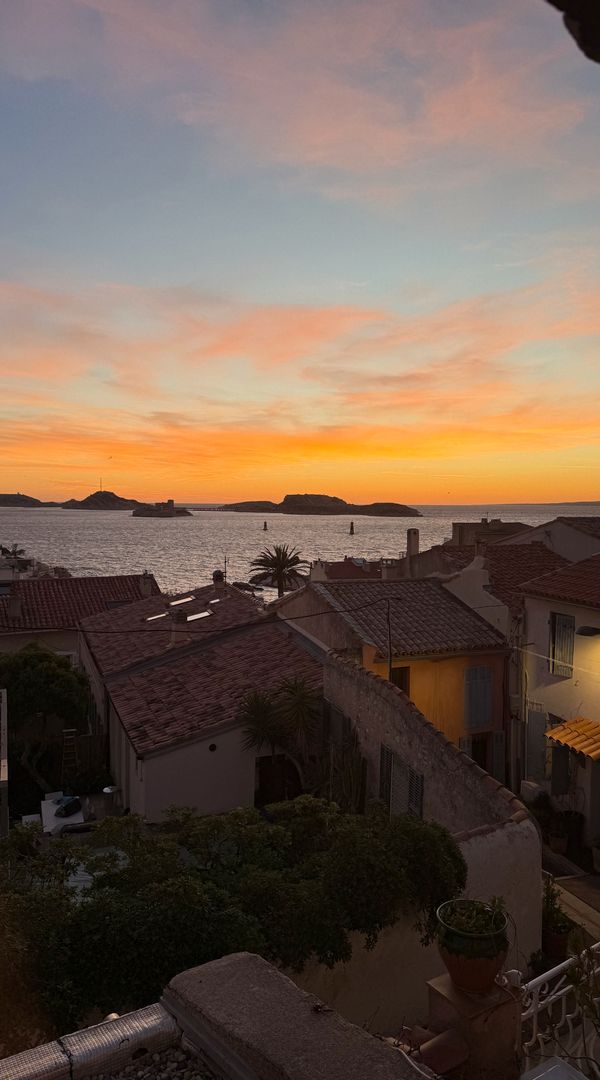 Maisonnette marseillaise avec vue mer