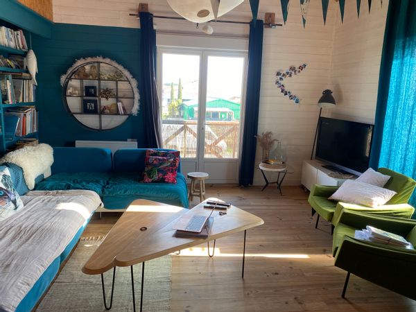 « la cabane» de Gaelle est un Appartement style loft  atypique en bois – Lumineux et paisible