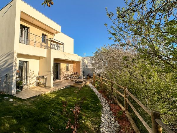 Les pipistrelles - Plages et vignobles en Méditerranée chez Sandra et Olivier