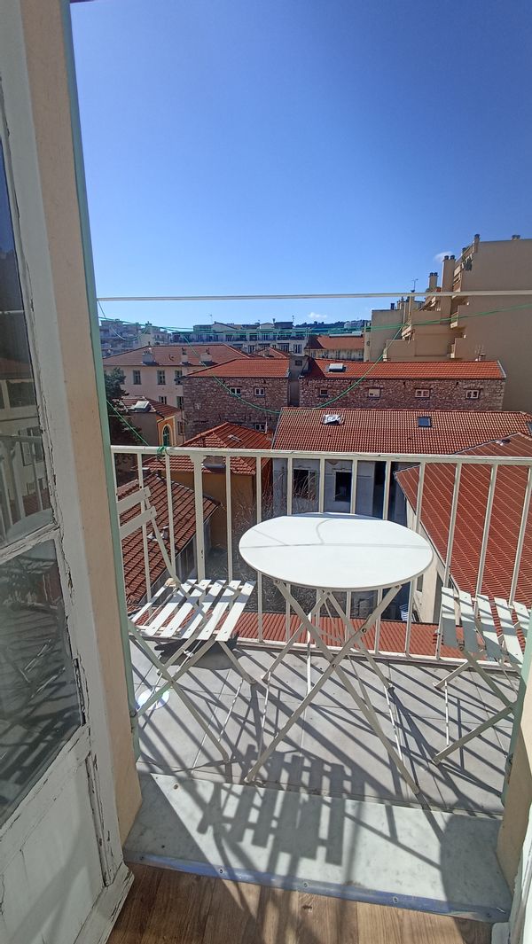 SEBASTIEN's house