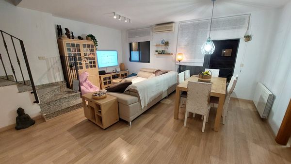 Acogedor apartamento en Rocafort con dos terrazas y mucha luz