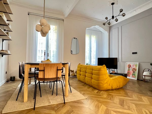Modern Comfort in the Heart of Ruzafa – Walk Everywhere!