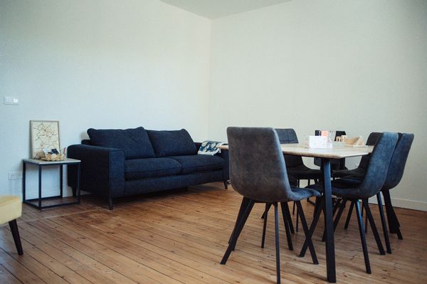 Entre eau et nature, ancrez-vous au petit port de Montauban.