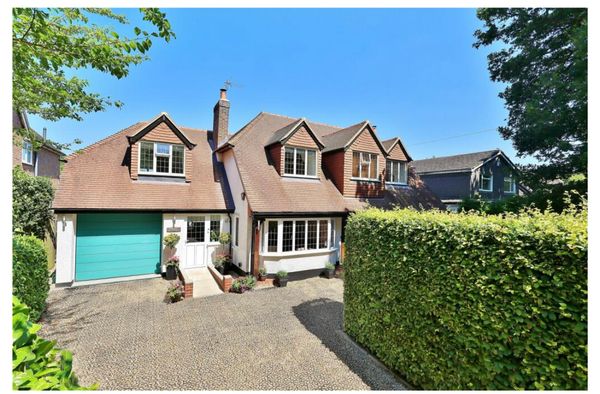Relaxed Country Living, Perfect family home, Quick Access to London