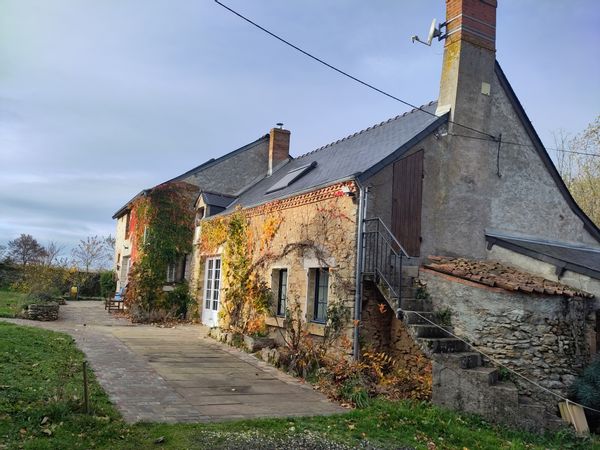 Maison isolée dans le vignoble