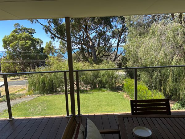 Elizabeth's house overlooks the mandurah Estuary, single storey mid-century modern style with a large deck overlooking the Estuary. House is in a semi-suburban setting, very quiet with a large garden abundant bird life, and a an occasional visit from a kangaroo, possum or local wombat-like creature.  Access to the Estuary is via a small pathway right across the road to a private 'beach' area.  Estuary suitable for canoes, windsurfing etc