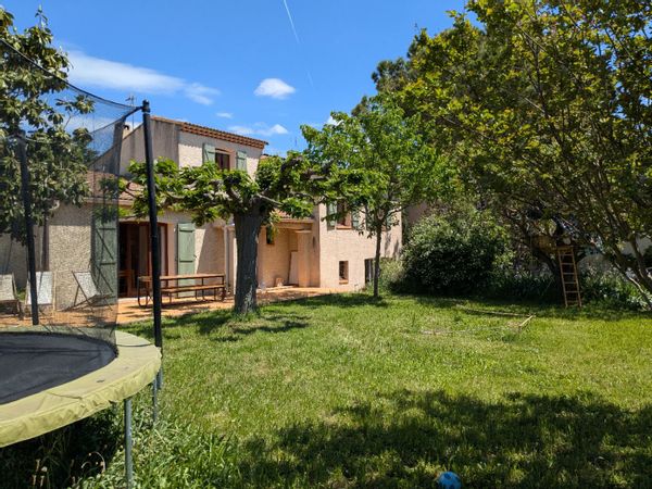 Un havre de paix à Aubagne, idéal pour les familles