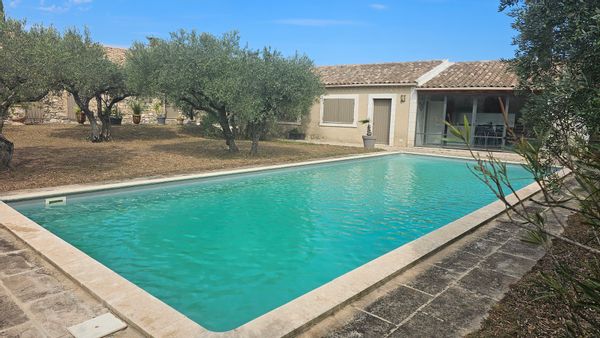 Maison de charme au cœur des Alpilles