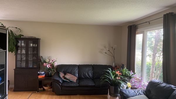 Beautiful bungalow located in the heart of Edmonton