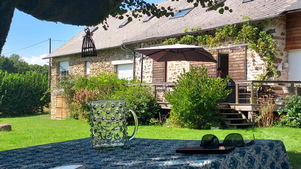 La grange de La Tuilerie.Verdure.Calme.Confort.Piscine