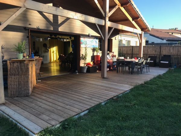 Maison bois dans la campagne toulousaine