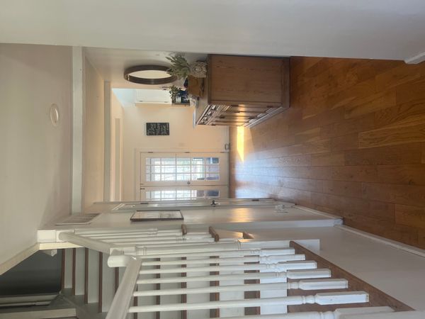 3 Bedroom Charming Cape in Eastport, NY. Close to beaches , The Hamptons , and about 1 1/2 hour train to NYC.