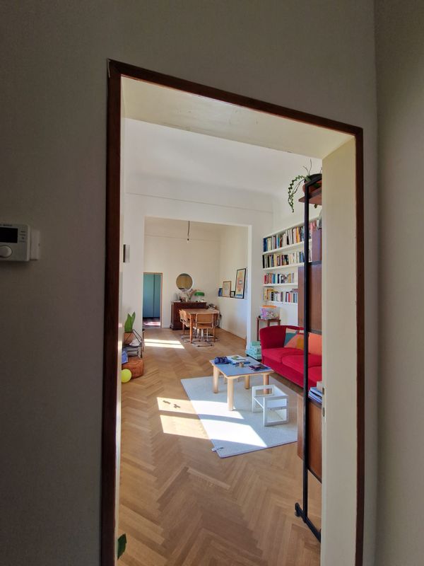 Bright and Spacious Flat in Charming Porta Romana, Florence
