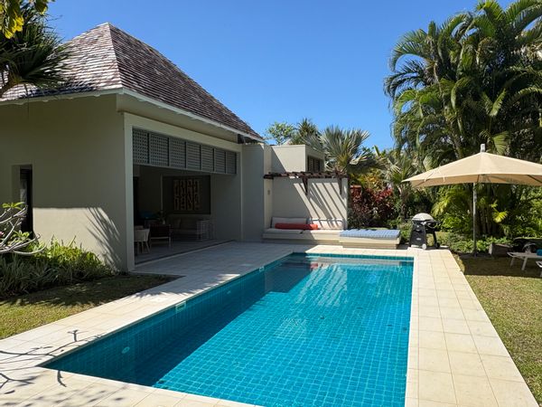 MAGNIFIQUE VILLA 3 CHAMBRES AVEC  GOUVERNANTE SUR LE TROU N°1 D'ANAHITA