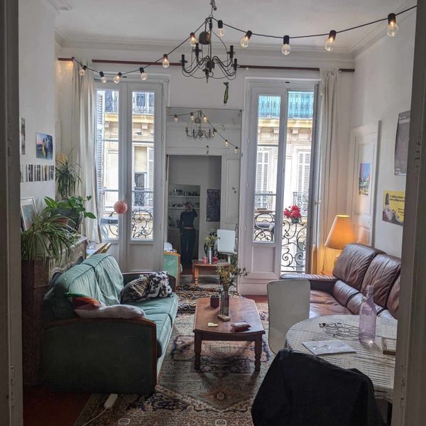 Caroline's house