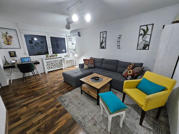 Charming, Cozy & Joyful Modern Oasis
