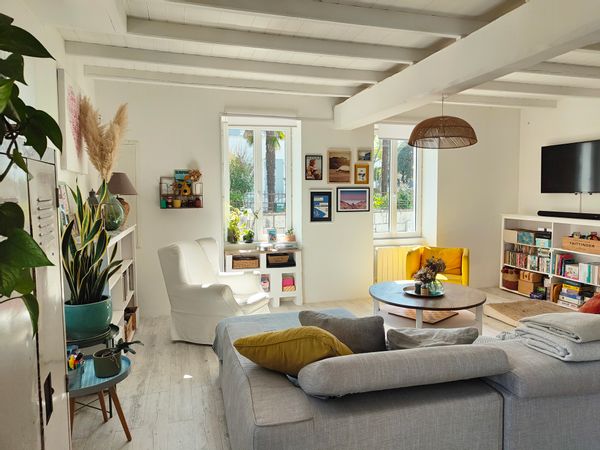 Charentaise entre océan et petit village