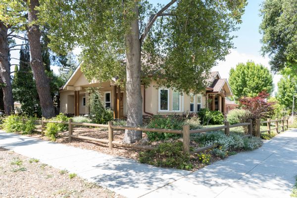 House in the heart of Silicon Valley in between San Francisco and Santa Cruz