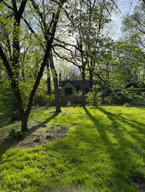 Charming Old World Lodge in East Nashville