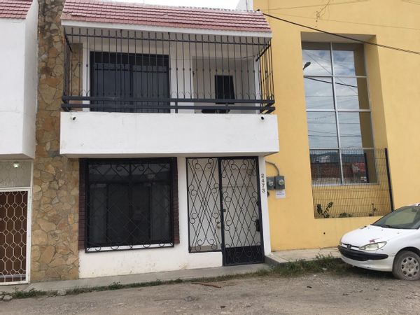 Enrique's house