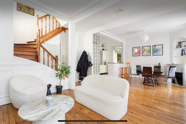 Joseph’s cute house.  20 mn from Paris Gare du Nord.