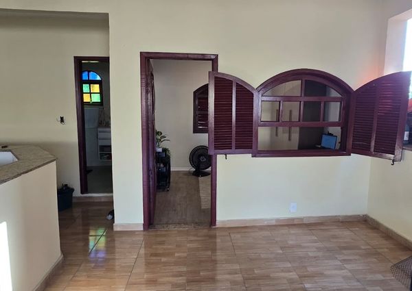 Isabele's house