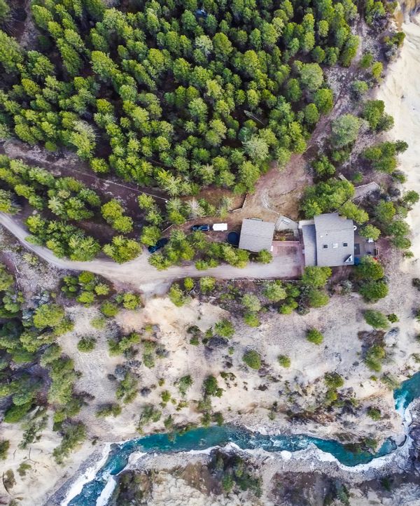 Cliff side Cabin