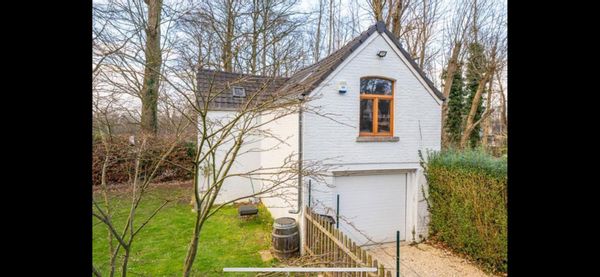 La petite et cosy maison du jardin