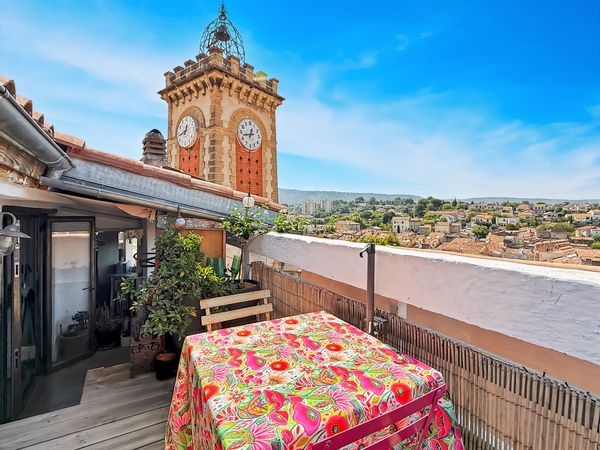 L’Agreou Jolie maison de village dans une ruelle piétonne au calme