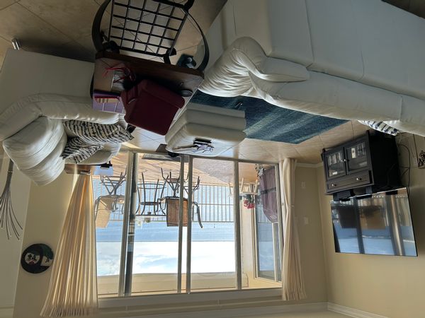 Large Penthouse Apartment