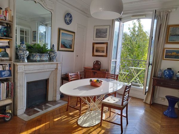 Appartement avec terrasses sur le Canal Saint-Martin