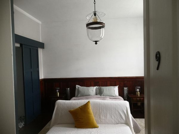 Work and live in a community of like-minded people in a beautiful old house in the centre of La Orotava. We have created a professional working environment for you, alongside quiet, hidden places to relax and communal areas to socialise. Make the most of your stay in Tenerife.