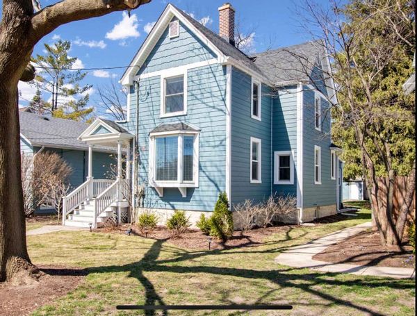 Larissa & Erek’s house