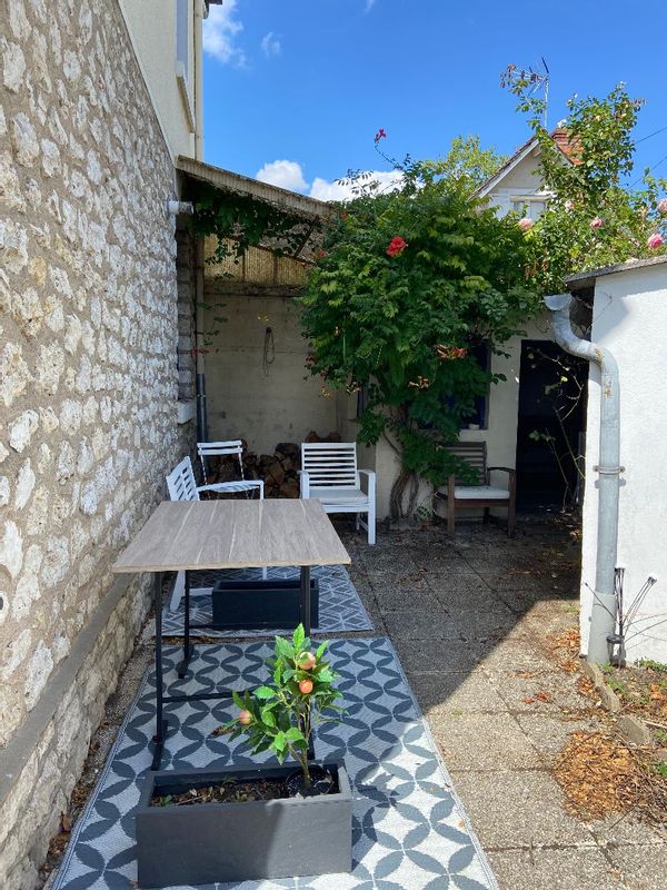 La maison de ANNE de Blois Vienne