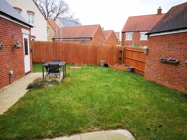 Luz's house close to Bicesyer Village outlet and Oxford