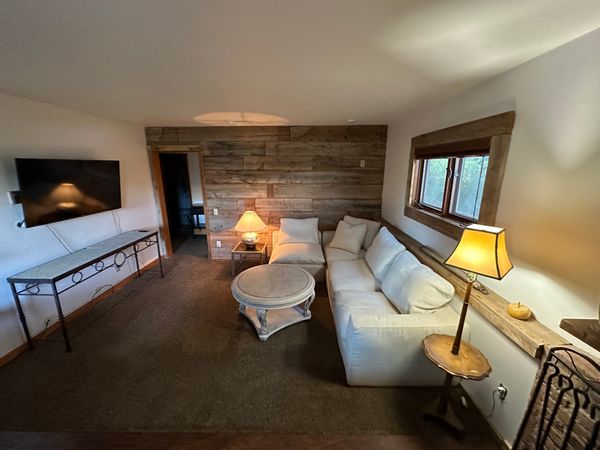 2BD/1BA Basalt ADU Apartment - Spectacular Views and Privacy