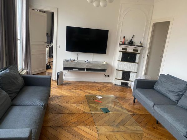 Alexis's house