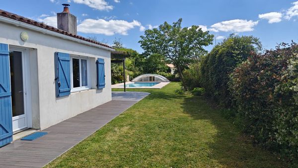 Laetitia's house