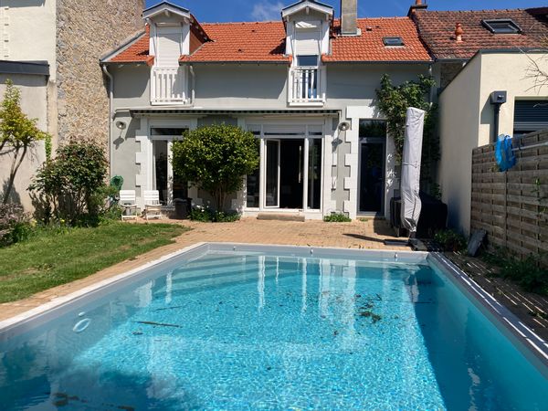 Cécile's house